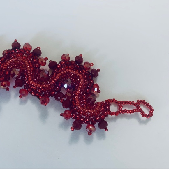 BOHO HANDMADE RED BEADED BRACELET - Picture 10 of 13